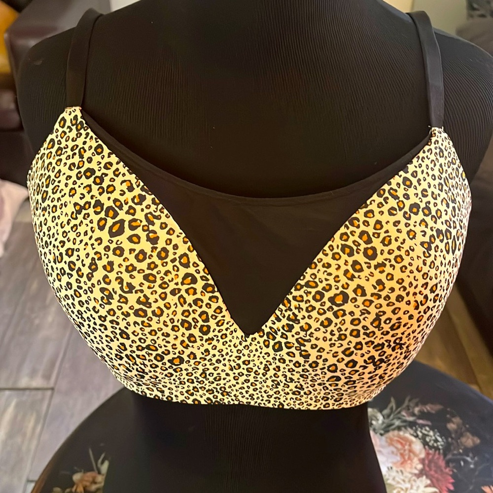 Victoria secret Bra soft cotton size 36D NWT